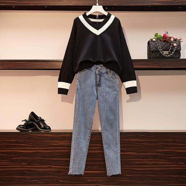 

4xl large size ladies pant suits 2021 spring and autumn new pullover v-neck sweater high waist pencil jeans women's clothing, White