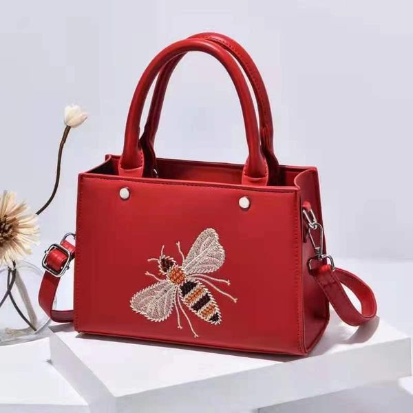 

evening bags 2021 fashion single shoulder messenger bag ladies fashionable purses and handbag embroidery pattern crossbody for women