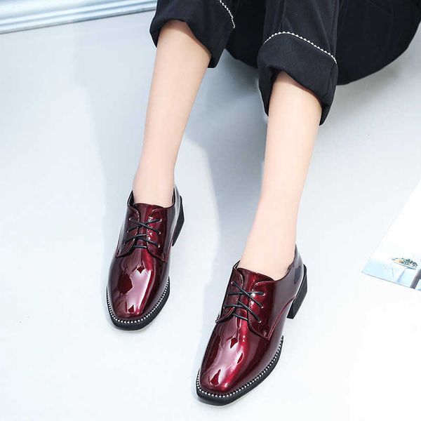 

autumn patent leather flat bottomed square head deep mouth casual sho women's single british college style lace up sho