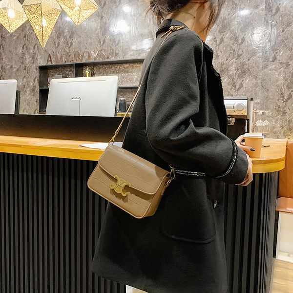 

luxury handbags spring female new fashion ins messenger red one shoulder small square bag