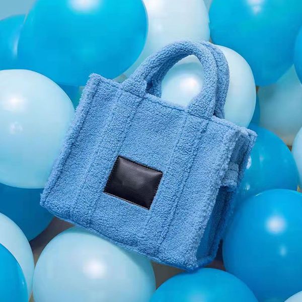 

luxury autumn winter lamb cashmere tote bag women shoulder messenger handbag plain geometric fleece chains zipper soft baguette single casua