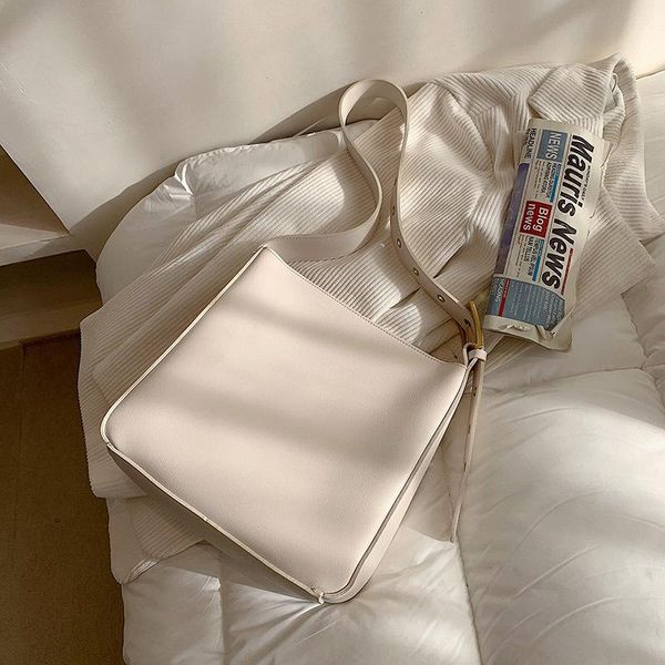 

capacity fashion women's bag new tote bag western style shoulder