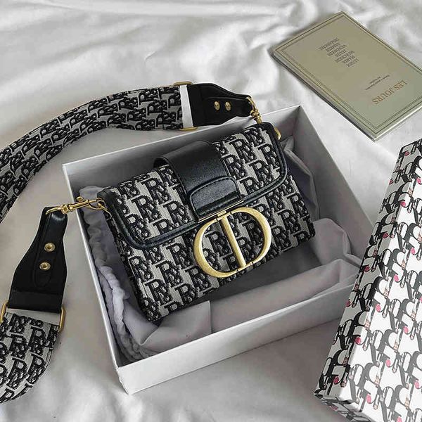 

advanced sense women's 2020 new d home old flower canvas versatile cross small square foreign style fashion shoulder bag