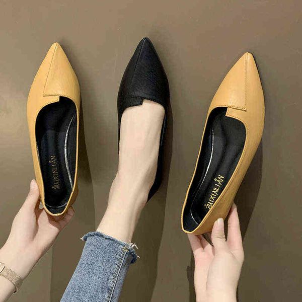 

dress spring women flats pointed toe slip on woman loafers comfortable ladies yellow boat shoes zapatos mujer 7942n 220309, Black