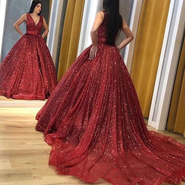 Vestido de baile vermelho de pescoço impressionante Vestidos de baile de baile de vinho de lantejam