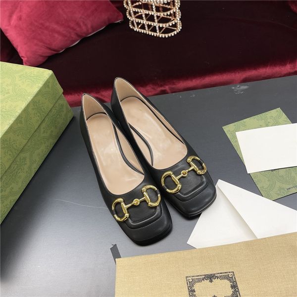 

2021 early spring leisure sandal luxury leather lovely style thick with square head size 35-40, Black