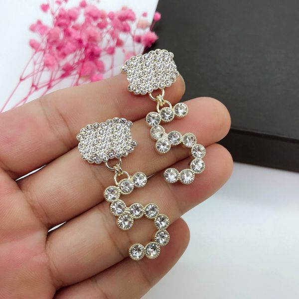 

the fashion designer 2021 d a letter from stud earrings in early spring new products20, Golden;silver