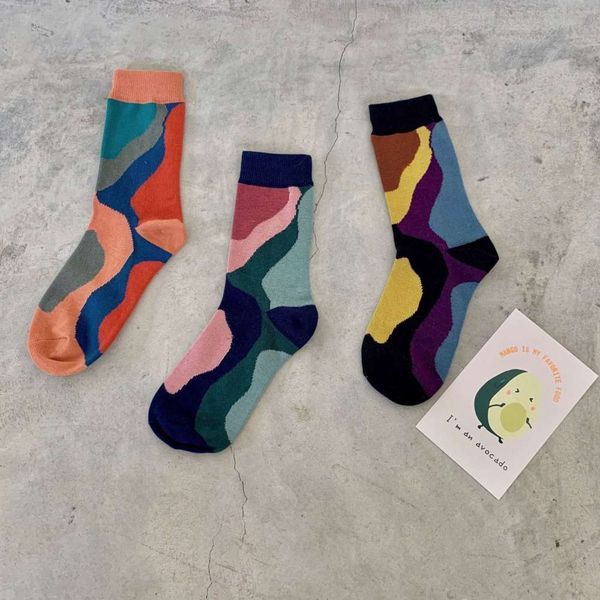 

small socks island pile women's autumn and winter art small fresh middle tube, Black;white