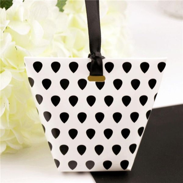 

candy gift paper bags biscuit cake box portable children without tape wrap