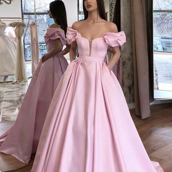 Elegante schulterfreie Ballkleider mit Puffärmeln 2022, einfache lange rosa Satin, formelle Abendkleider, Sweet-16-Kleid, besondere Anlässe mit Taschen