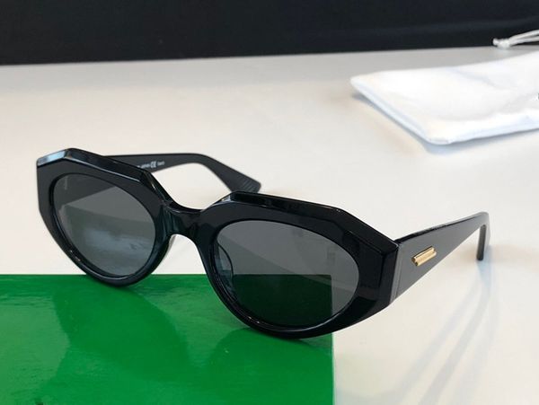 

1031 fashiong sunglasses with uvstone protection women vintage oval frame come case, White;black