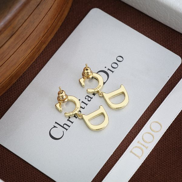 

aaa designer jewelry letter earrings and earrings, Golden