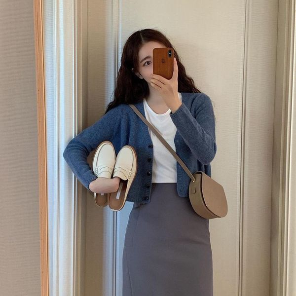 

2colors autumn 2021 korean style women v neck cardigan sweater coat female outwear short knitted (g8102, White;black
