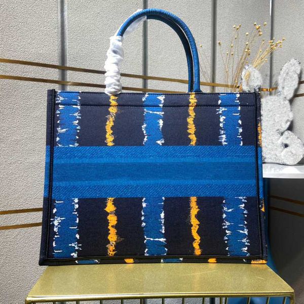 

2021 luxury designer tote bag large capacity canvas contrast stripe lady's designers handbag wan