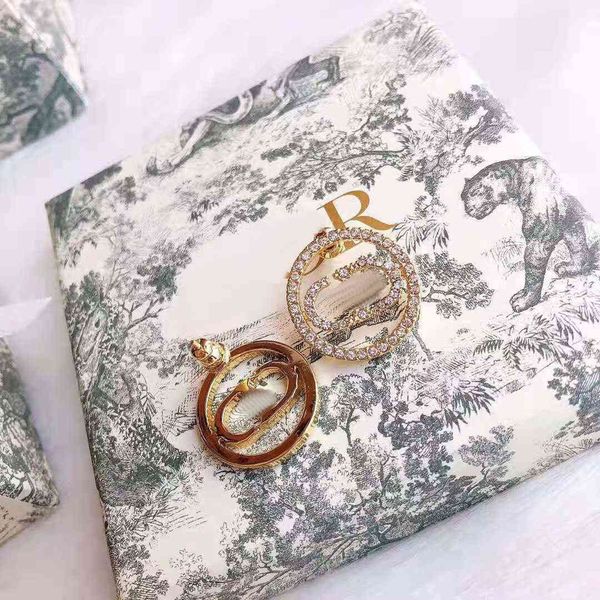 

aaa designer jewelry 2021 new net red same pearl letter earrings, Golden