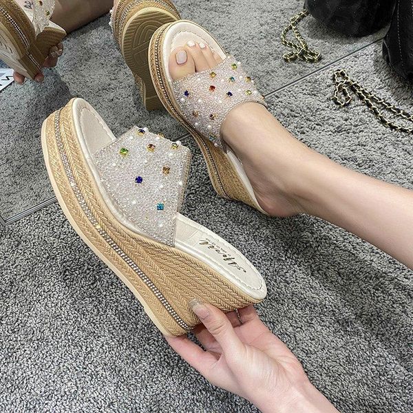 

plus size slippers women's summer 2021 outdoor muffin thick sole rivets beach shoes wedge slides sandals women a663, Black