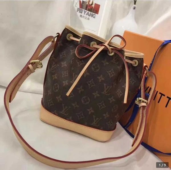 

cross brand designer luxury body m40817 bucket bag shoulder bag bag handbags iconic clutches handles shoulder bags evening totes