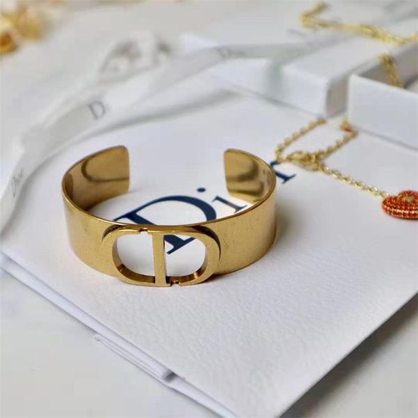 

70% off outlet online new bracelet in 2021, Black