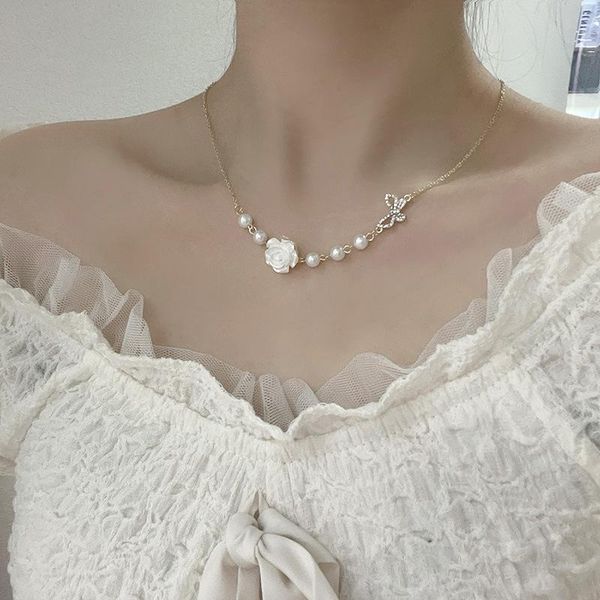 

chains retro rose necklace for women 2021 butterfly short pearl, Silver