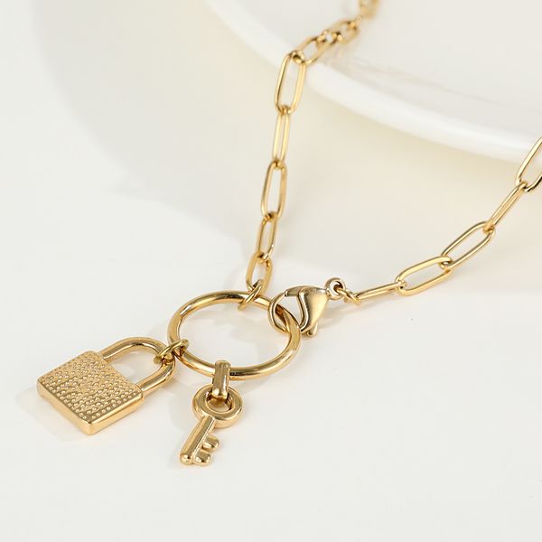 

simple key lock pendant stainless steel necklace women's titanium steel chain ins cool style necklace, Black
