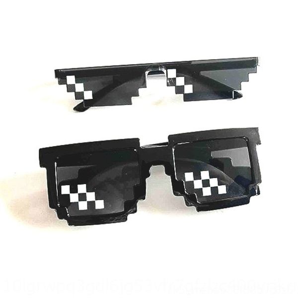

152 mosaic cycling outdoor pixel glassessunglasses sunglassesglasses sunglassesmarking sunglassestwo dimensional pack b eyeglass gift stage, White;black
