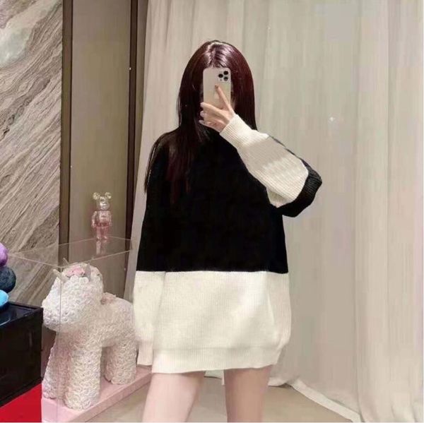 

miss autumn and winter color matching sweaters long sleves knits letters embroidery fashion hoodies pullover sweatshirt madam knit clothing, White;black