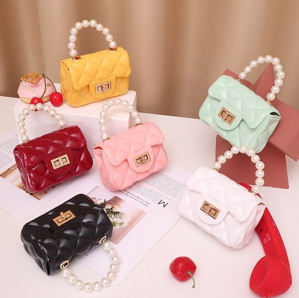 Модные дизайнерские сумки из ПВХ ярких цветов, длинная цепочка с жемчужной ручкой, мини-кошелек, сумка-портфель для девочек, женские сумки на одно плечо