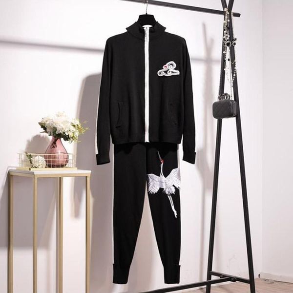 

high-end fashion embroidery women two piece set fall knitted pullover +harem trousers 2pcs clothing sets women's pants, White