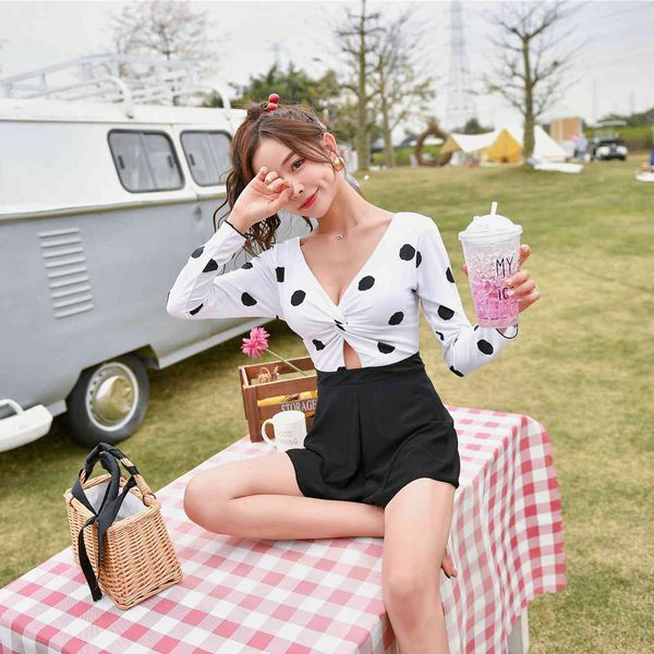 

one piece swimsuit female wave point long sleeve conservative cover belly show thin girl v-neck spring bathing suit, White;black