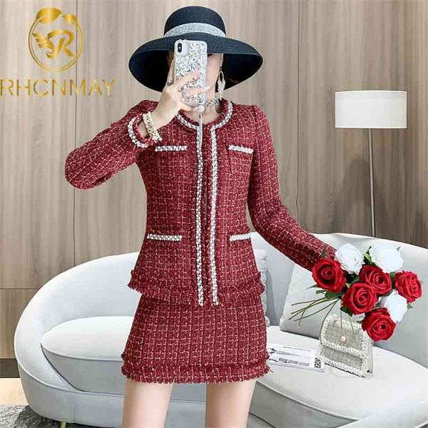 

fashion luxury autumn winter women 2 piece set runway pearl beading tassel thick red tweed jacket coat + pencil skirt 210506, White