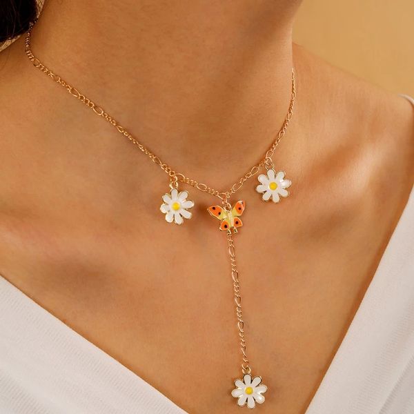 Collana con ciondolo a catena lunga con fiori di farfalla graziosi Bohrmian per donna 2020 collare per gioielli in lega color oro alla moda