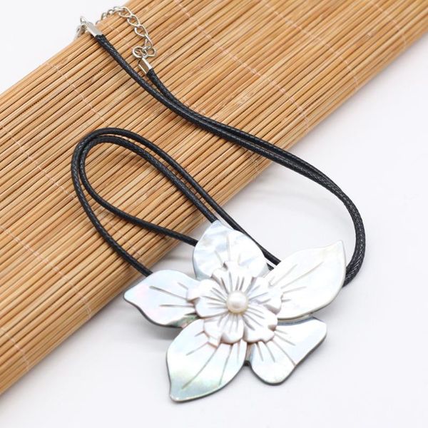 

pendant necklaces natural black shell alloy necklace with carved lovely flower shape charm for men women party casual jewelry 50x60mm, Silver