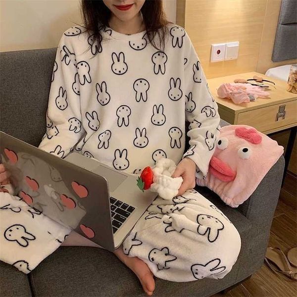 

autumn and winter coral fleece pajamas women's home service suits winter warmth thickening plus fluffy cute flannel pajamas suit 211118, Black;red