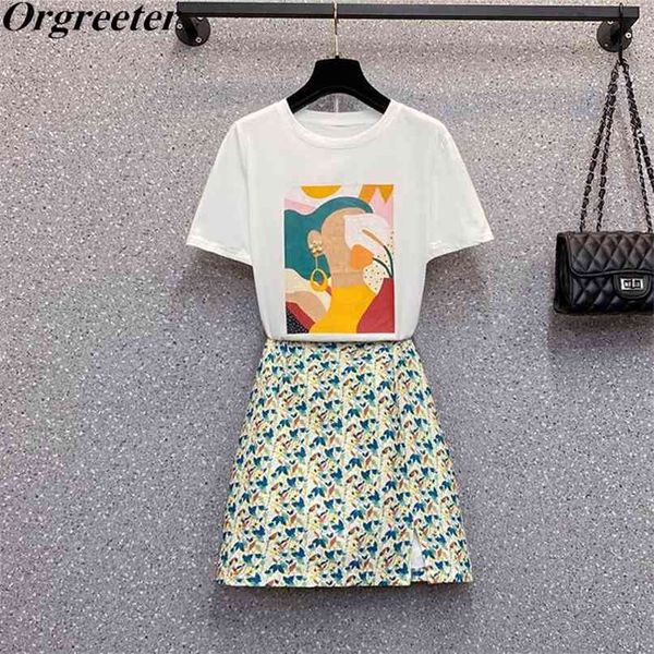 

aesthetic tshirt 2 piece set women summer soft retro loose tees abstract graphic print beaded + jacquard floral skirts suits 210602, White