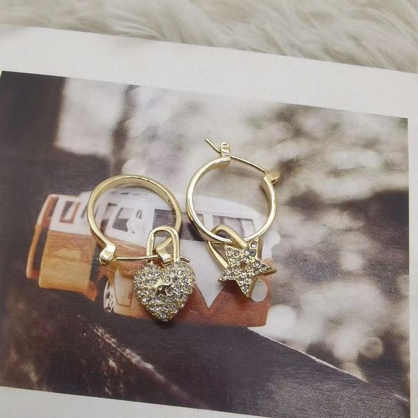 

special offer 70% off home dijia fashion trend love earrings net red the same style ins versatile high end material e0l7, Golden;silver