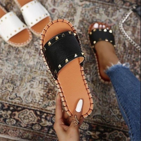 

sandals 2021 rivet decoration shoes for women retro flat female casual platform beach woman, Black