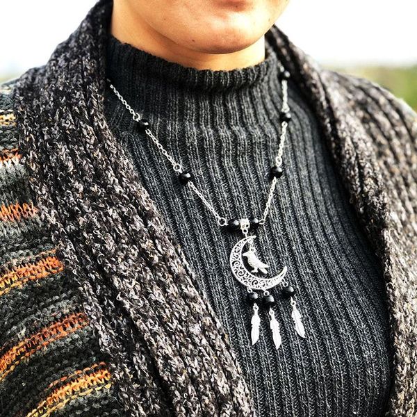 

pendant necklaces magic hollow moon necklace for women neck chain ancient retro woman accesories feather bird jewellery vgn044, Silver