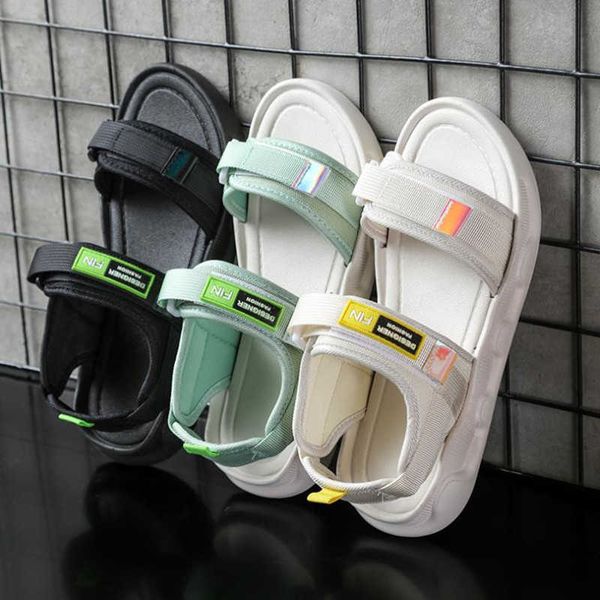 Cosmagic New Sports Sandals Mulheres Luz Fora Plataforma Confortável Sapato de Água Não-Slip Y0721