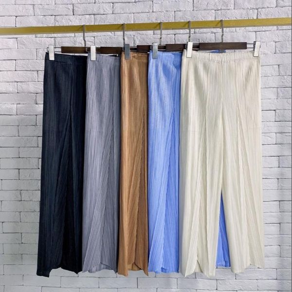 

women's pants & capris plus size for women 45-75kg 2021 autumn solid color casual stretch loose miyake pleated trousers ankle length, Black;white