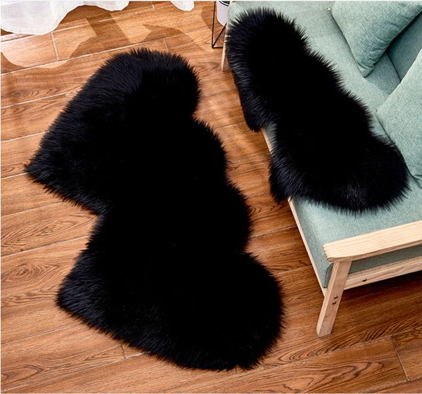 

imitation wool carpet home decoration living room bedroom sofa thickening double heart-shaped creative plush cushion customization