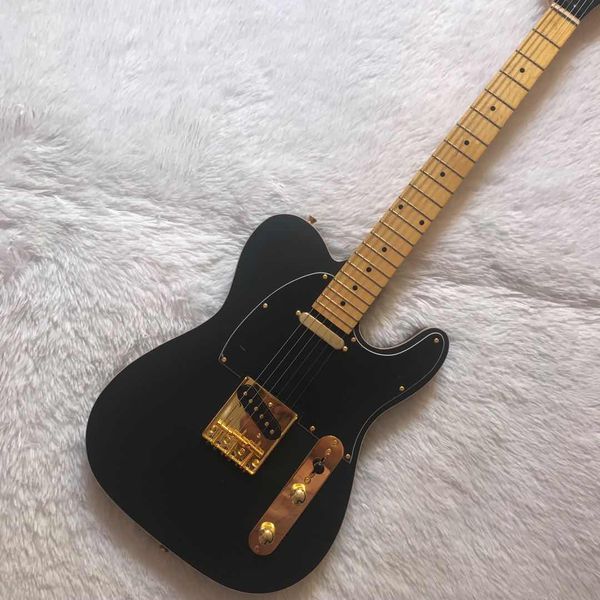 

fashion high-end , beginner professional playing electric guitar