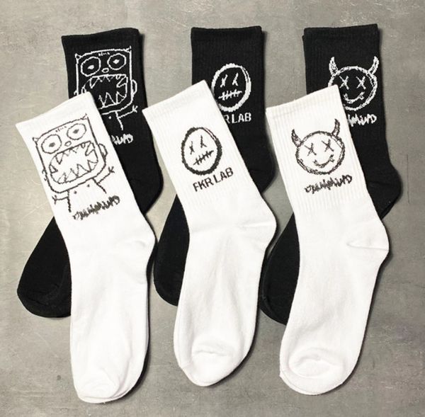 

men socks japanese cotton cartoon pattern hip hop style breathable mid tube socks skateboard socks soft long sock for men, Black;blue