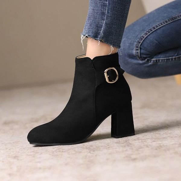 

boots size women's shoes in autumn and winter 2021 round head fashion short tube super large 444546 bare, Black
