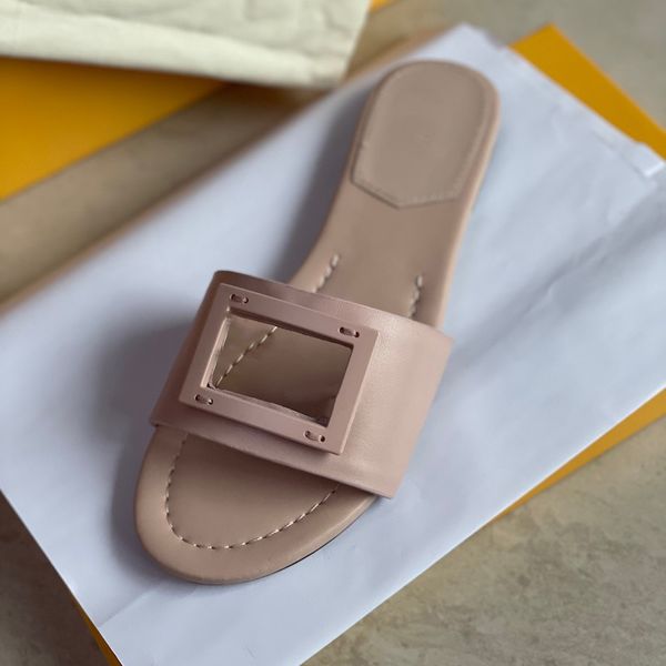 

women leather slippers luxurys signature fendyity sandals slides baguette pattern high heels designer shoes summer outdoor flats flip flops