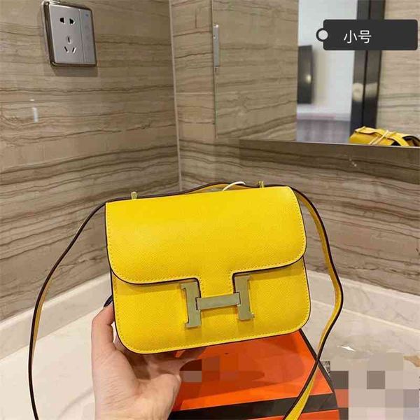 

designer herme handbags hand 2022 kangkang tofu small square messenger bag stewardess candy color contrast bag leather