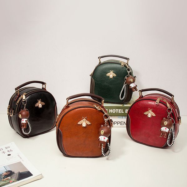 

handbag tiktok, the same bag, bee's small round 2021 bag., Black;red