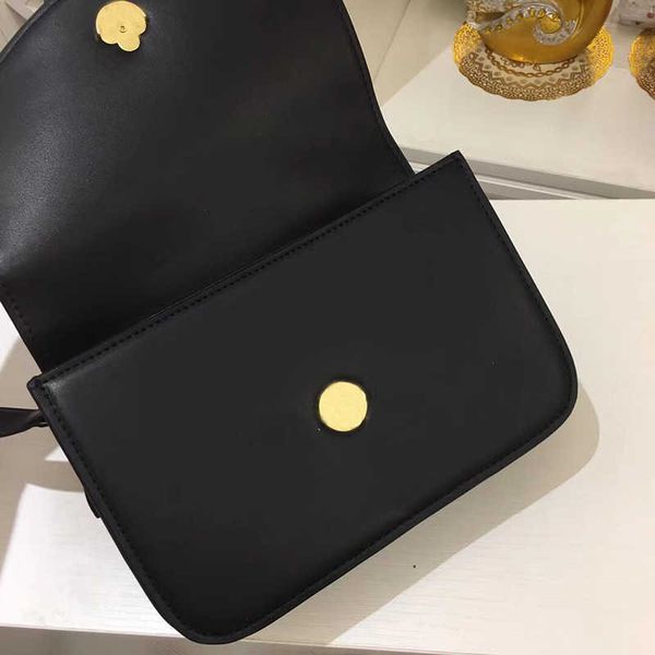 

2022 woman bag classic round smooth leather flap shoulder designer lady messenger