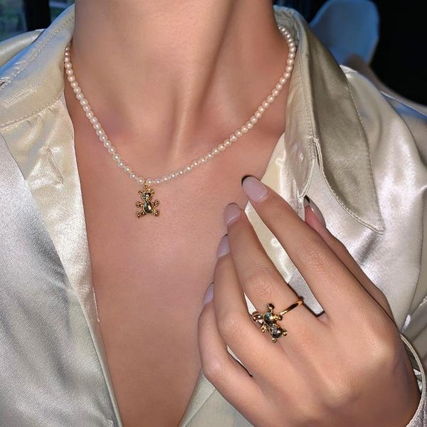 

pendant necklaces light luxury three dimensional metal cute bear pearl clavicle necklace open index finger ring, Silver