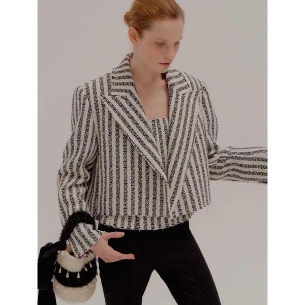 

women's suits & blazers back slit suit fashion striped lapel short jacket 21 years autumn and spring, White;black