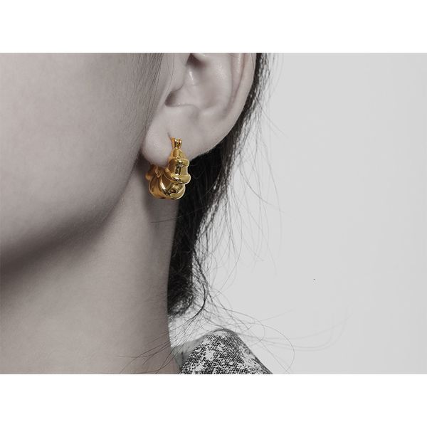 

glass city french croissant earrings round new minority design in summer, Golden